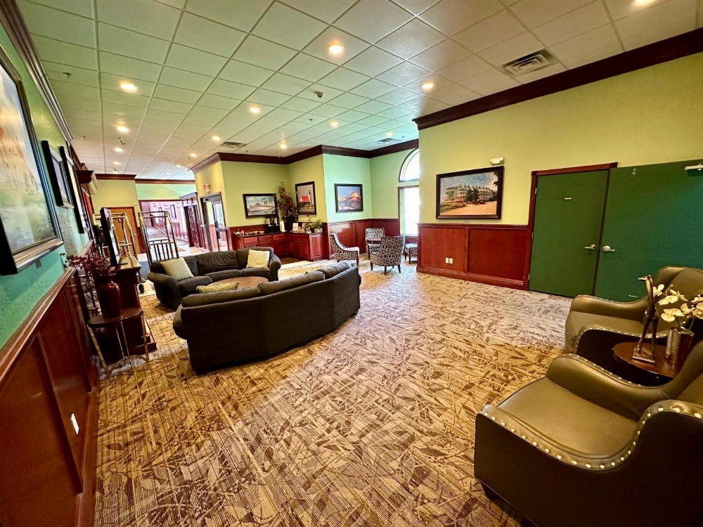 Mackinaw Beach And Bay All Suites Resort Main image